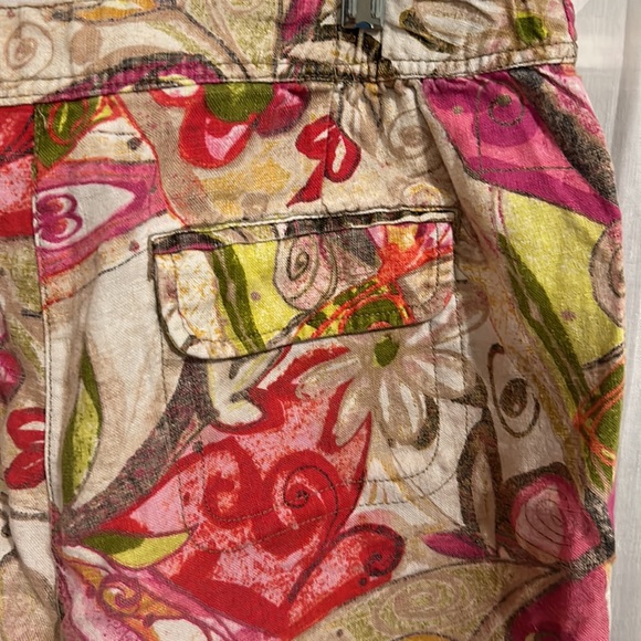 Chico’s Red, Pink & Tan Print 100% Linen Capri’s, Chico’s Size 2 (Size 12) - Picture 4 of 5